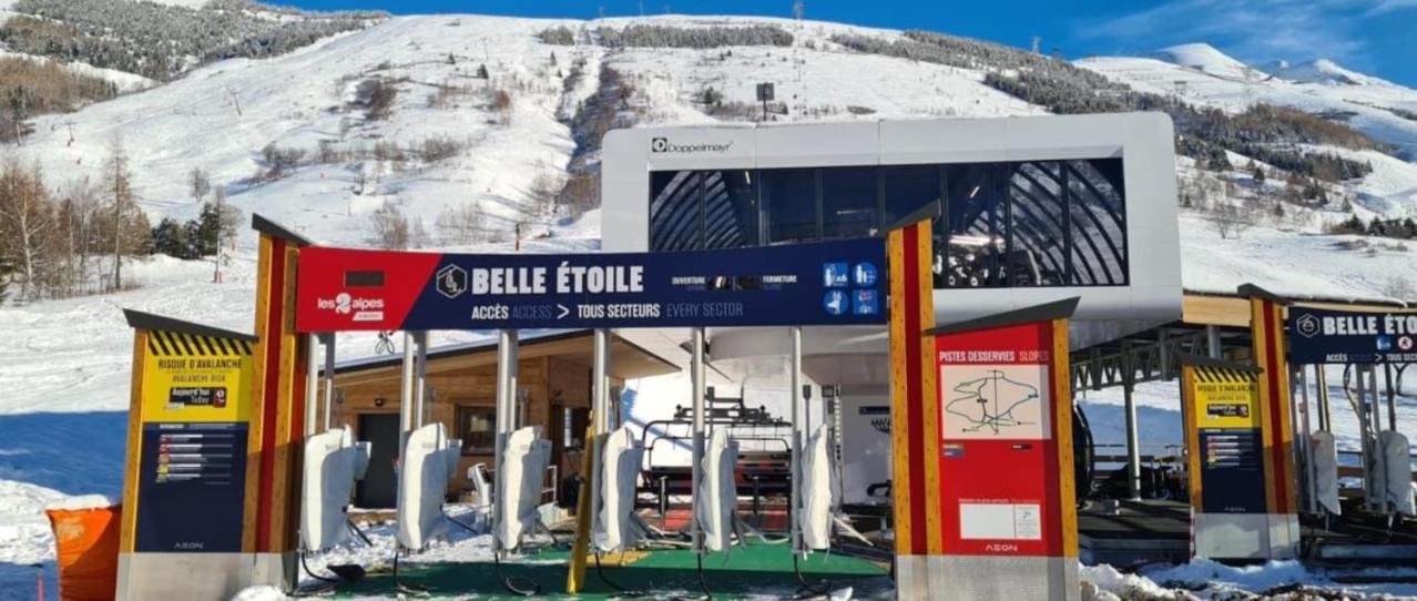 Appartement 4 Personnes Aux Pieds Des Pistes Wifi Netflix Les Deux Alpes Buitenkant foto